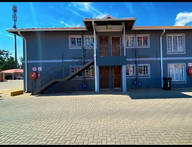 1 BEDROOM APARTMENT FOR SALE IN COMET